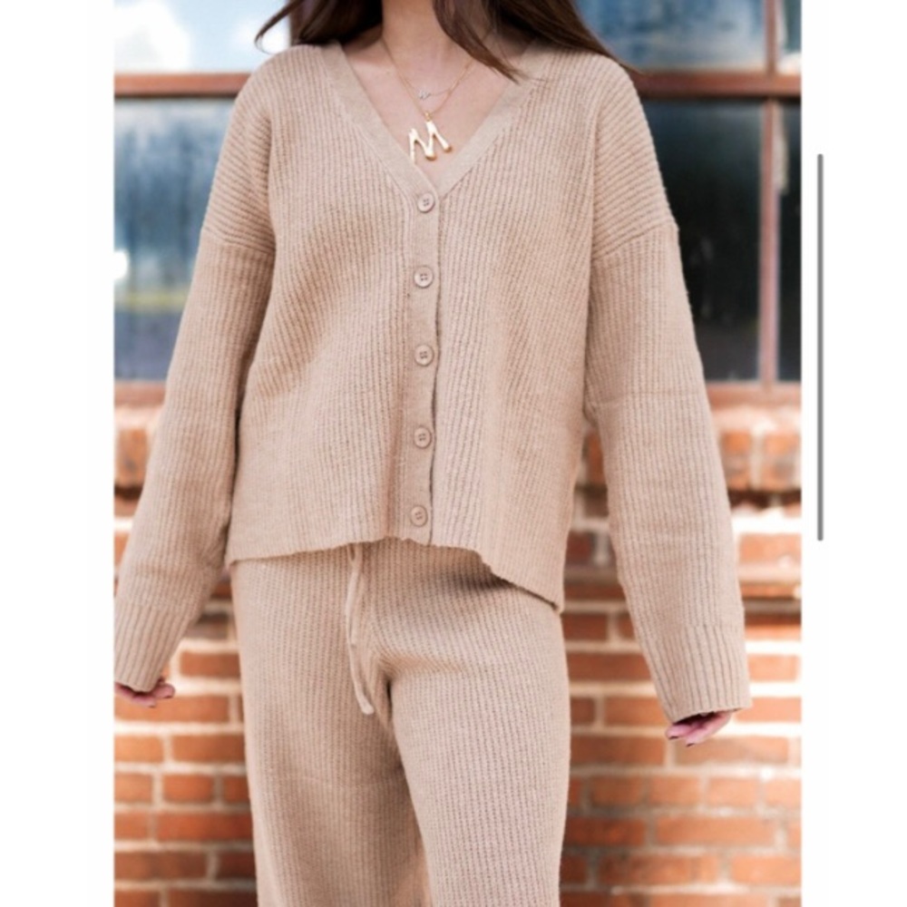 Cozy Season 🍂 | New | Beige Knit Lounge Set